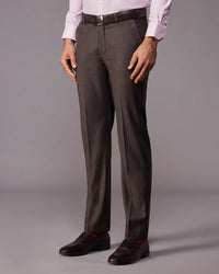 Solvero Glen Plaid Wool Dress Pants - Brown