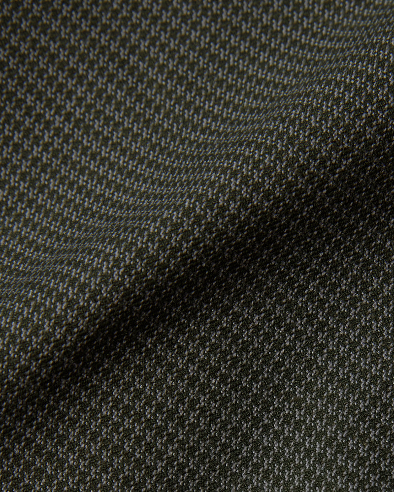 15885