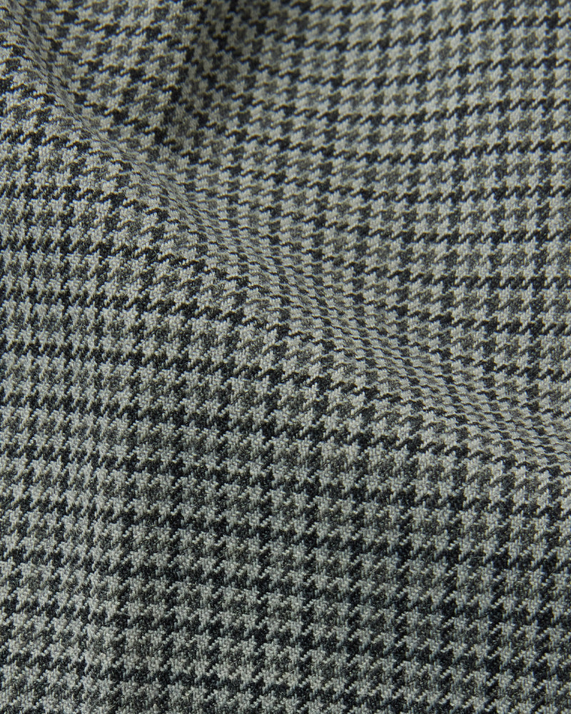 761