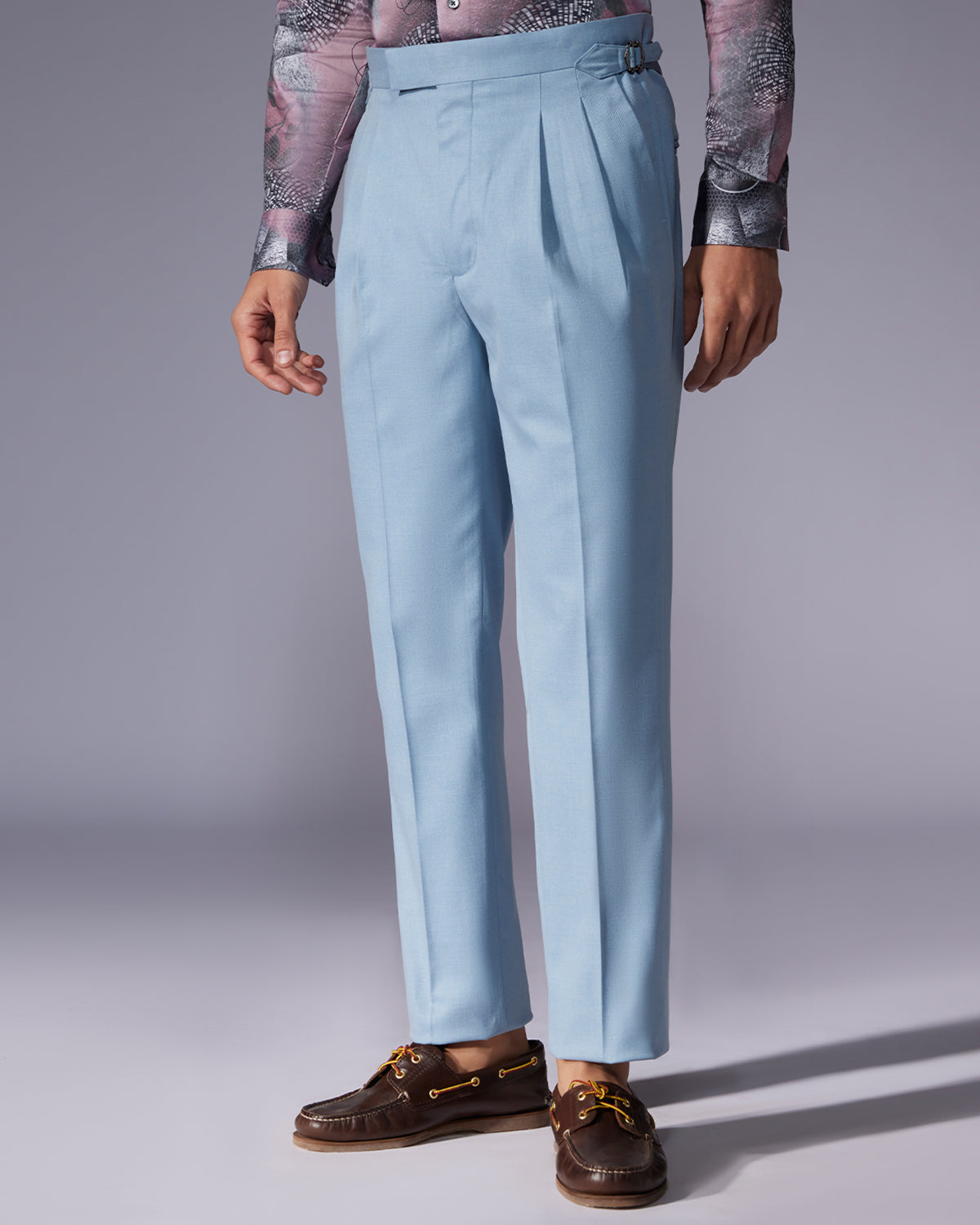11124