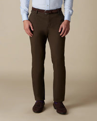 Elevate Everyday Stretch Chinos - Olive