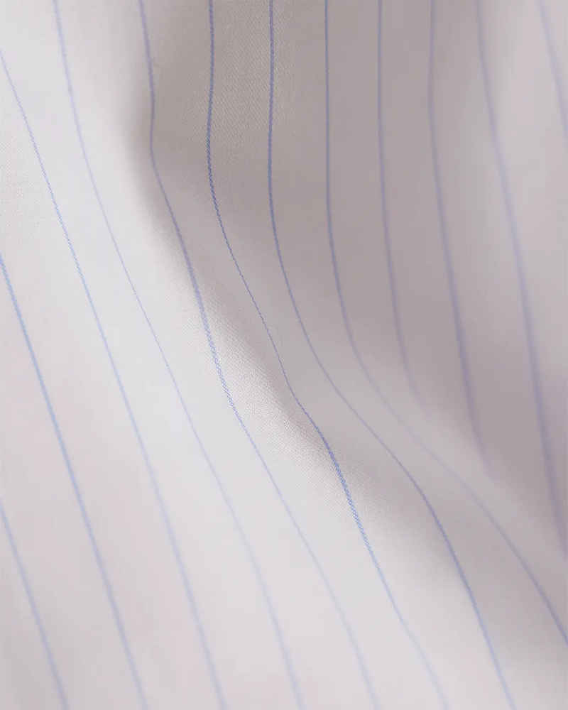 32301
