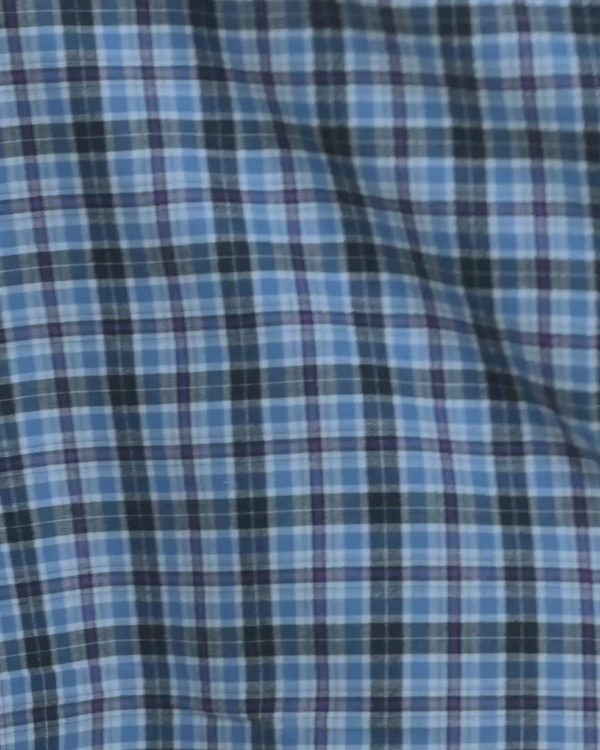 31051